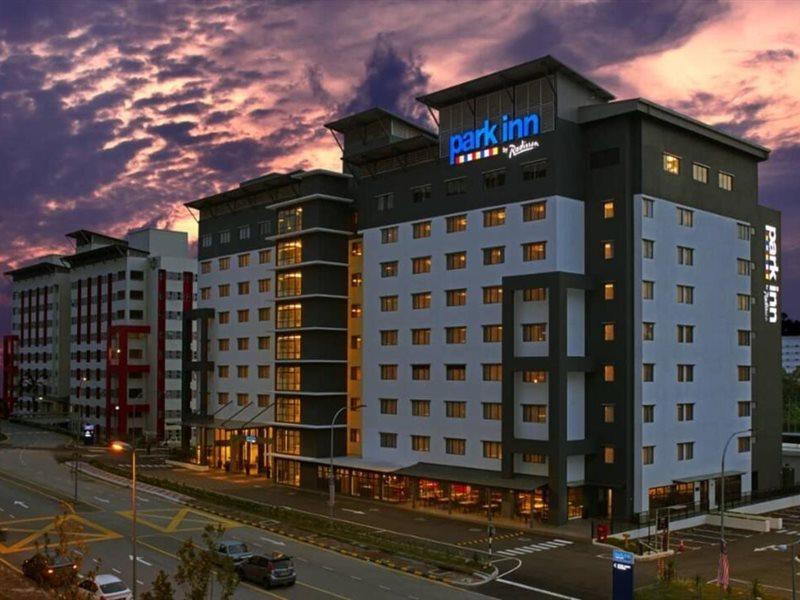 Park Inn By Radisson Putrajaya Exterior photo